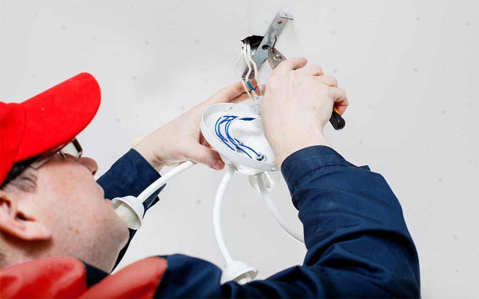 électricien dans le bâtiment Maurepas
